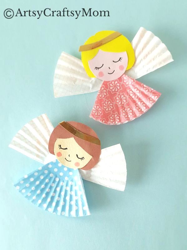Here's a fun ornament to add to your tree decor this Christmas - a cute cupcake liner angel craft! It's recyclable, eco-friendly and easy to make!