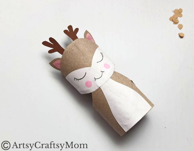 Here's an easy Toilet Paper Roll Reindeer Craft for kids to make this season. Go ahead & make a full set, so Santa can proceed on his journey!