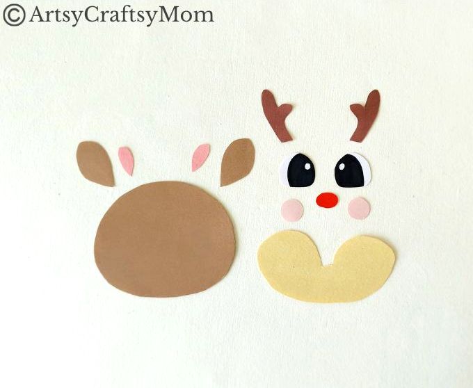 We can't get over how absolutely adorable this Toilet Paper Roll Rudolph craft is! Easy and fun for kids of all ages to make and play with.