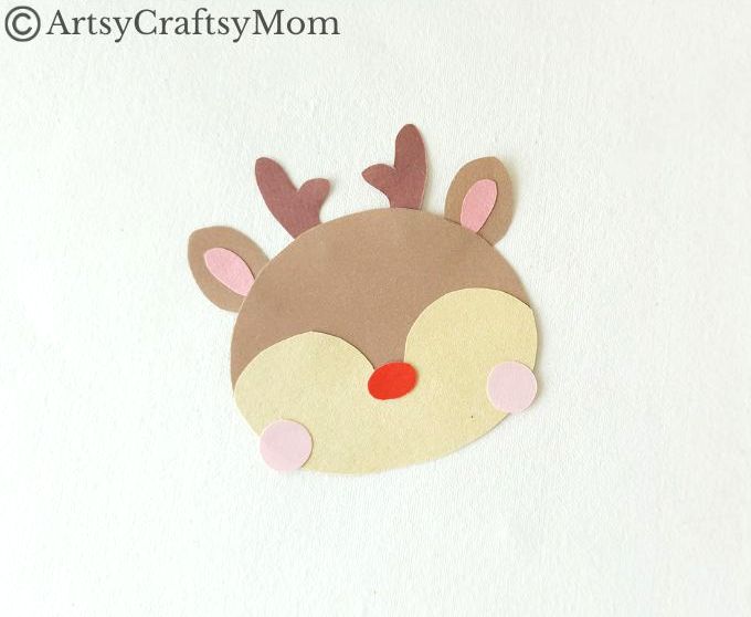 We can't get over how absolutely adorable this Toilet Paper Roll Rudolph craft is! Easy and fun for kids of all ages to make and play with.