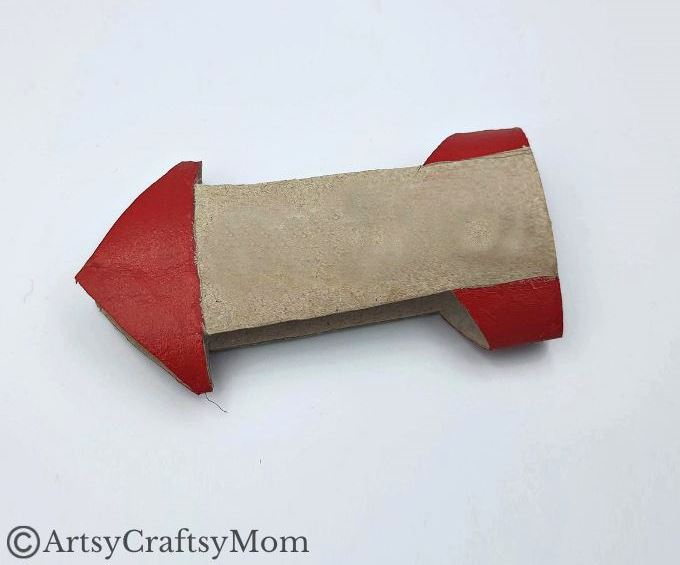 This Bright and Colorful Toilet Paper Roll Rocket Craft is the perfect way to make use of any empty paper rolls or cardboard tubes lying around!