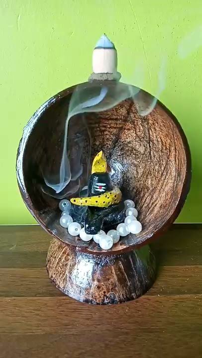 Celebrate the auspicious occasion of Shivratri with these gorgeous Maha Shivratri Crafts for Kids! Includes projects for kids of all ages to try!