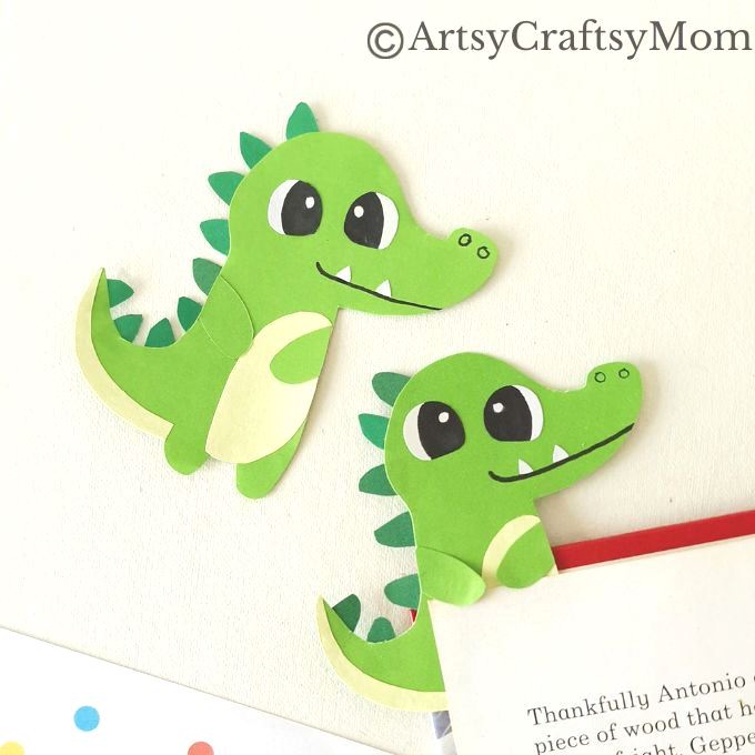 Add some bite to your reading with this fun alligator bookmark papercraft! Easy to make with just colored craft paper and basic craft supplies!