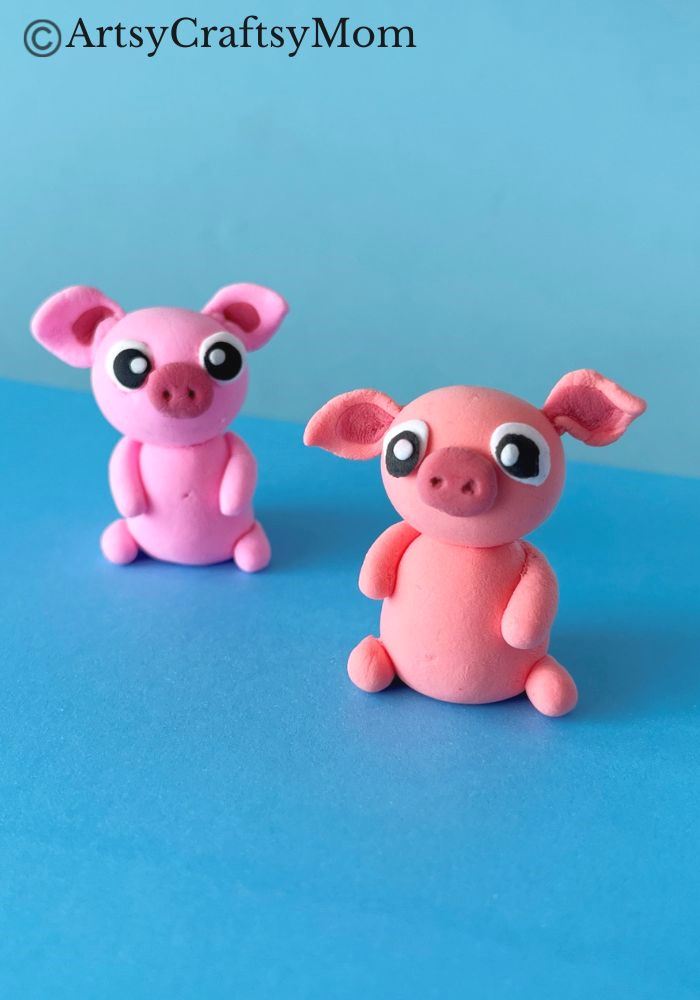 This adorable clay pig craft is a great choice for beginners to clay, and the end result is a cute little friend you can put on your desk or on a shelf!